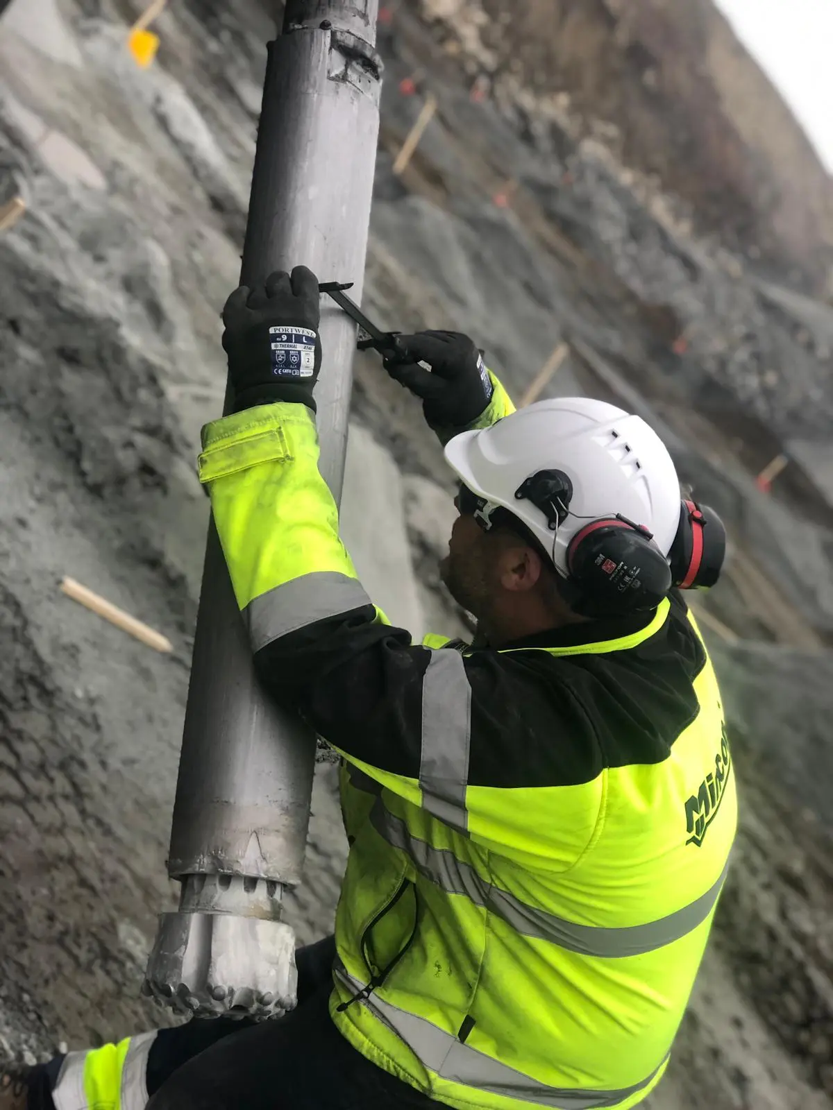 Extending Hammer Life in Blasthole Drilling